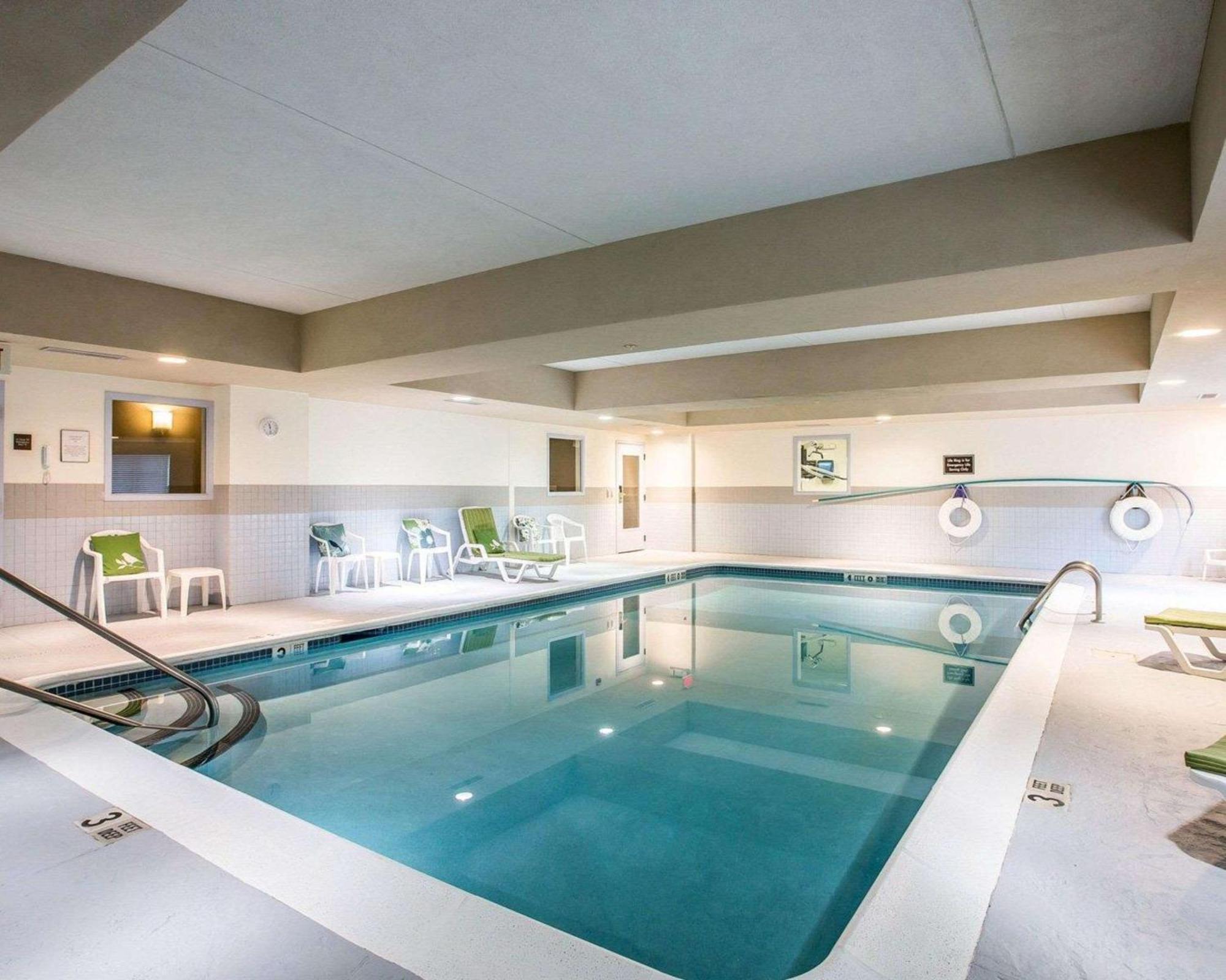 Sleep Inn & Suites Queensbury - Lake George Ngoại thất bức ảnh