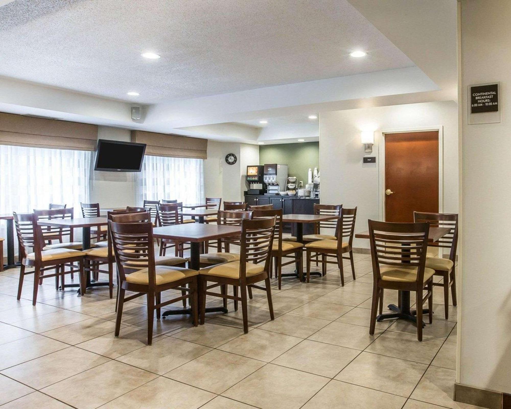 Sleep Inn & Suites Queensbury - Lake George Ngoại thất bức ảnh